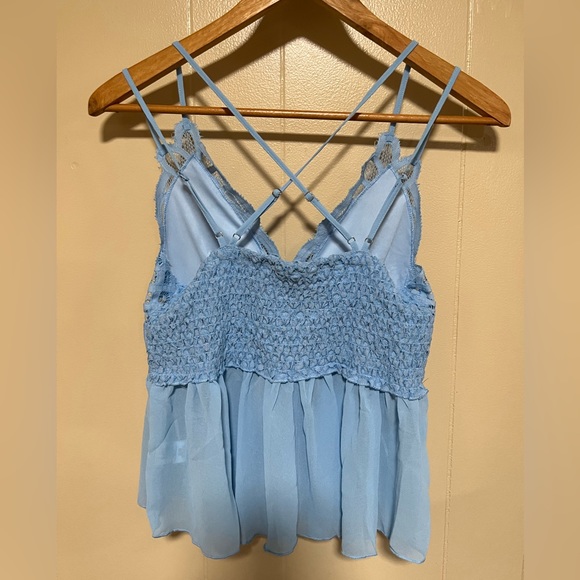 Spaghetti strap light blue lace top - Picture 3 of 3